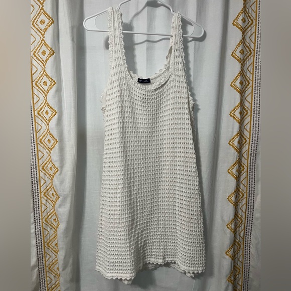 GAP Ivory Knit Sleeveless Top - Picture 2 of 6